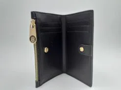 TH Lompakko Tommy Hilfiger Musta -NAISTEN KENGÄT tuotesivu LompakkoTommyHilfigermusta 8720111786885 f7e09522e42bd6e7af98500654ce5ecb 3