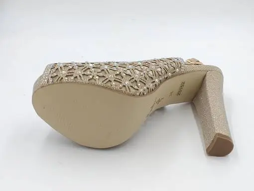 Naisten Juhlakengät Menbur Kulta 7 Naisten Juhlakengät Menbur Kulta - Image 5