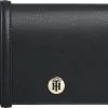 TH Käsilaukku Tommy Hilfiger Musta -NAISTEN KENGÄT tuotesivu NaistenkasilaukkuT.Hilfigermusta 8719862048434 f14e83908964cd5814593fc2497eeb50 1
