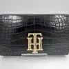 TH Naisten Lompakko Tommy Hilfiger Musta -NAISTEN KENGÄT tuotesivu NaistenlompakkoTommyHilfigermusta 8720111786243 bc5e589b988edb743e7c1548d53eb67d 1