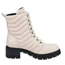 Naisten Nilkkurit Bugatti Beige -NAISTEN KENGÄT tuotesivu NaistennilkkuritBugattibeige 431A4T32 2b3b44fab15ec2368a72ce8ea0d862c5 3