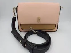 TH Olkalaukku Tommy Hilfiger Multi -NAISTEN KENGÄT tuotesivu OlkalaukkuTommyHilfigermulti 8719862800575 27d1c2af9c66cf93725822098dd0770b 5