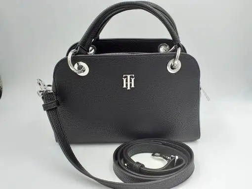 TH Olkalaukku Tommy Hilfiger Musta 6 TH Olkalaukku Tommy Hilfiger Musta - Image 4